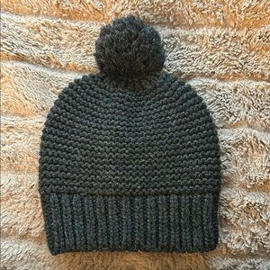 Cozy Knit Pom-Pom Beanie